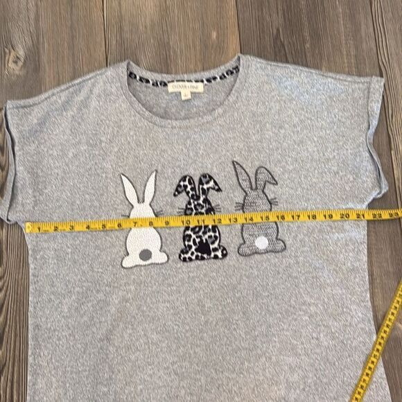 Clover + Pine 3 Patterned Rabbit Tee - Picture 5 of 9